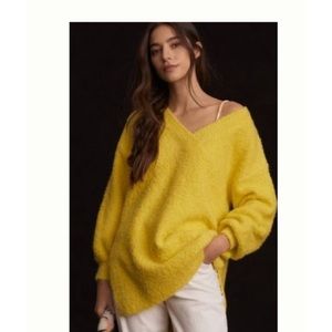 Anthropologie 💛 Pilcro Teddy V-Neck Tunic Sweater 💛 Chartreuse